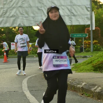 Runner Photo 7711472
