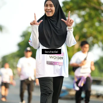 Runner Photo 7711474