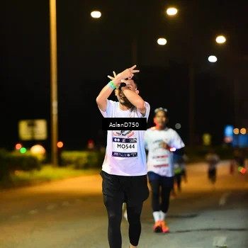 Runner Photo 7711483
