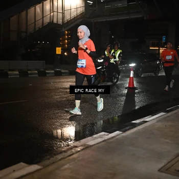 Runner Photo 7711506