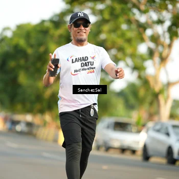 Runner Photo 7711523