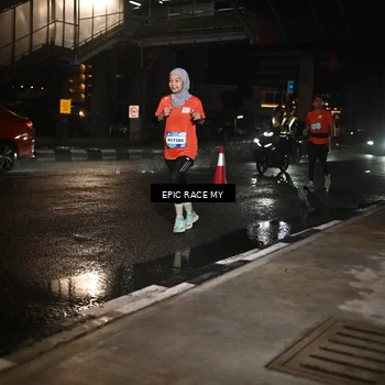 Runner Photo 7711527