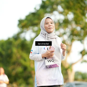 Runner Photo 7711549