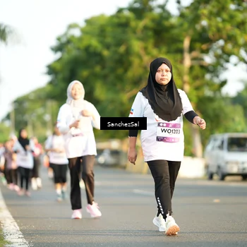 Runner Photo 7711554