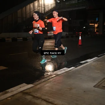 Runner Photo 7711555