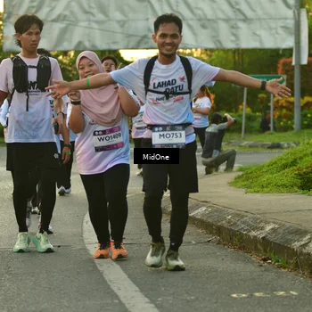 Runner Photo 7711559