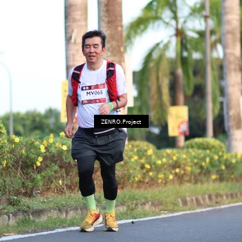 Runner Photo 7711571