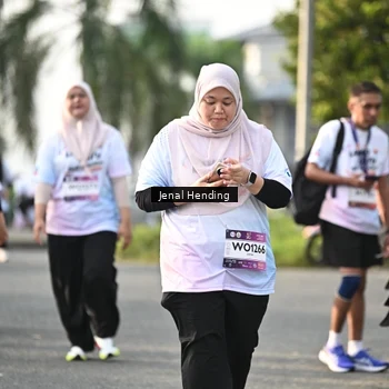 Runner Photo 7711583