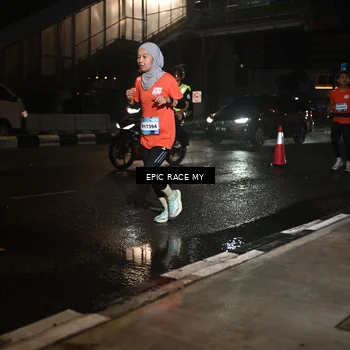 Runner Photo 7711586