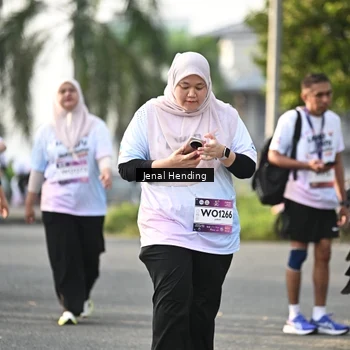 Runner Photo 7711599