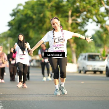 Runner Photo 7711602