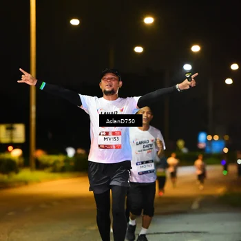 Runner Photo 7711612