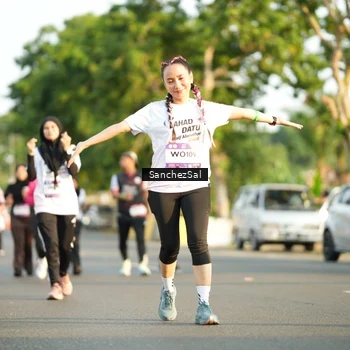 Runner Photo 7711616