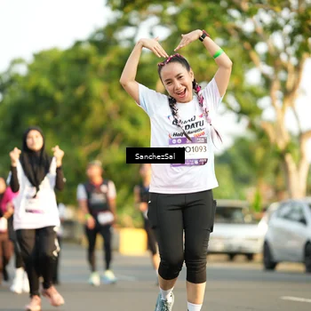 Runner Photo 7711629