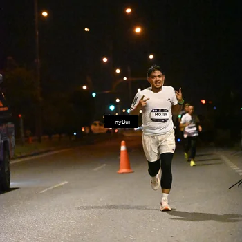 Runner Photo 7711630