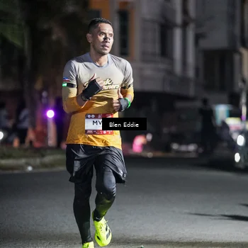 Runner Photo 7711632