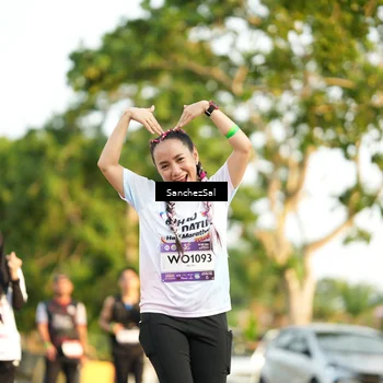 Runner Photo 7711638
