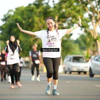 Runner Photo 7711648