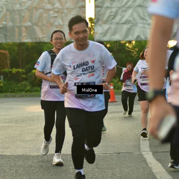 Runner Photo 7711649
