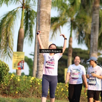 Runner Photo 7711651