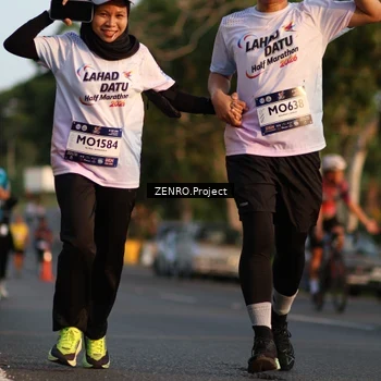 Runner Photo 7711652