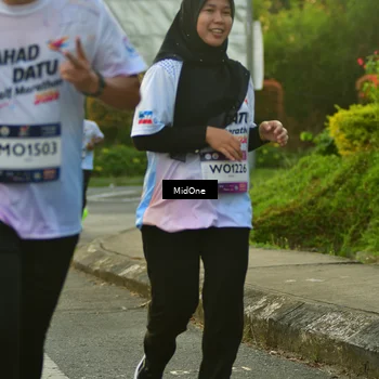 Runner Photo 7711681