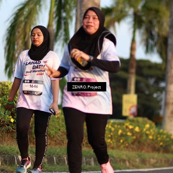 Runner Photo 7711696