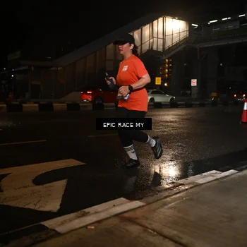 Runner Photo 7711697