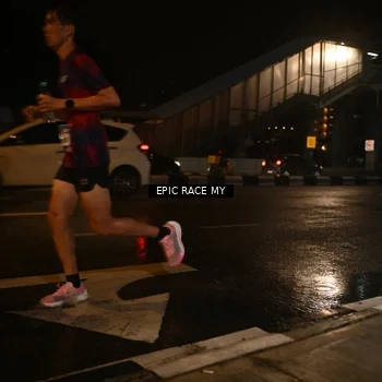 Runner Photo 7711701