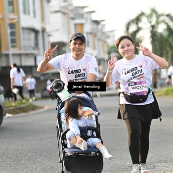 Runner Photo 7711704
