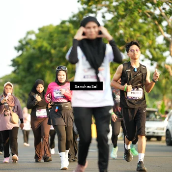 Runner Photo 7711717