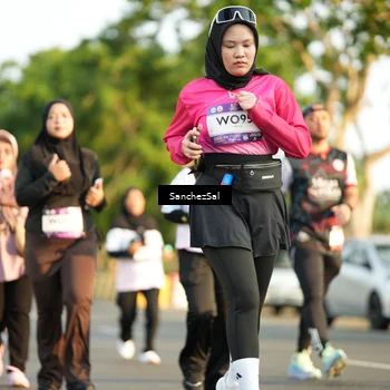 Runner Photo 7711722