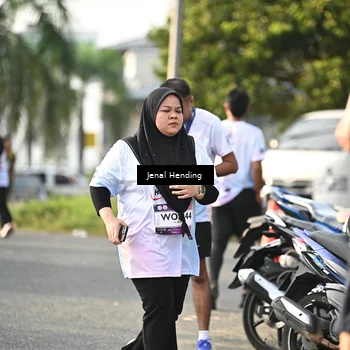 Runner Photo 7711742