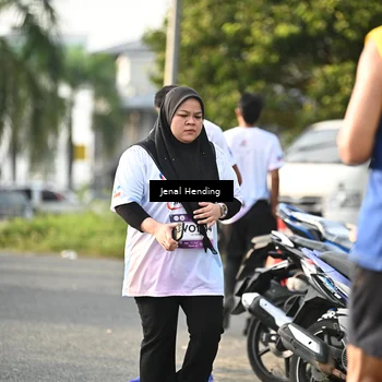 Runner Photo 7711749