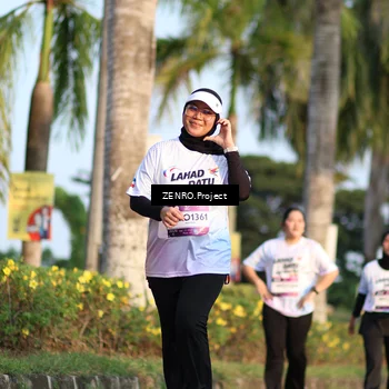 Runner Photo 7711753