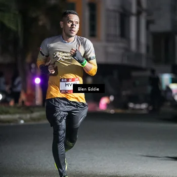 Runner Photo 7711765