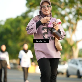 Runner Photo 7711778