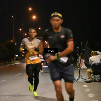 Runner Photo 7711781