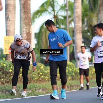 Runner Photo 7711788