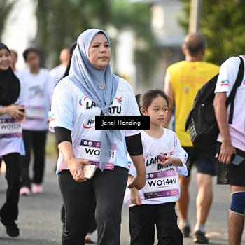 Runner Photo 7711801
