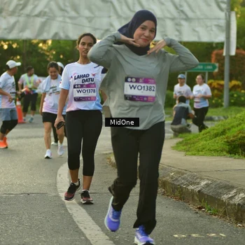 Runner Photo 7711817