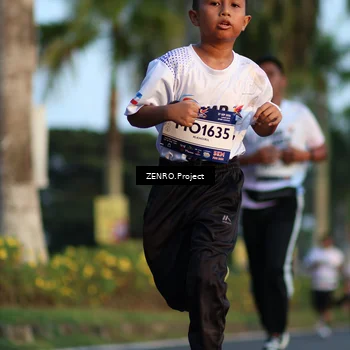 Runner Photo 7711827