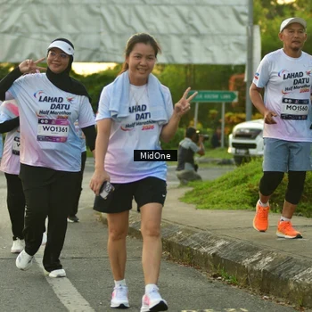 Runner Photo 7711858