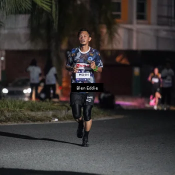 Runner Photo 7711870