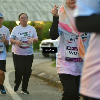 Runner Photo 7711879