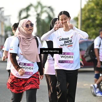 Runner Photo 7711888