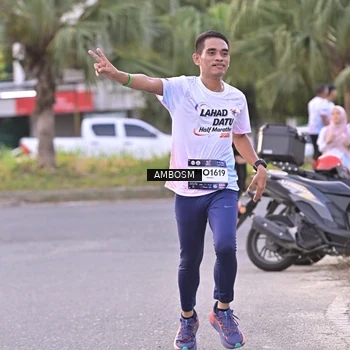 Runner Photo 7711905