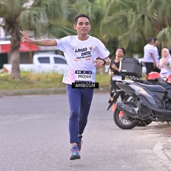 Runner Photo 7711915