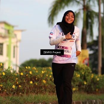 Runner Photo 7711918