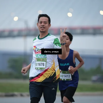 Runner Photo 7711919